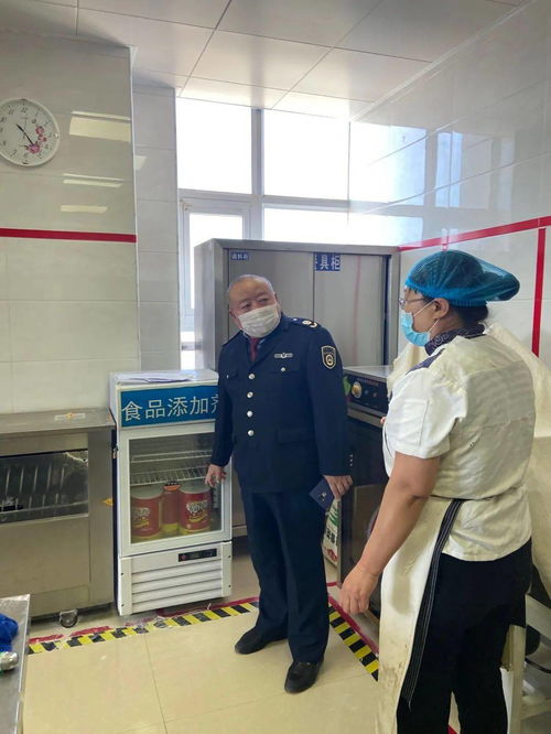 錫市市場(chǎng)監(jiān)督管理局筑牢校園食品安全防線，護(hù)航師生健康
